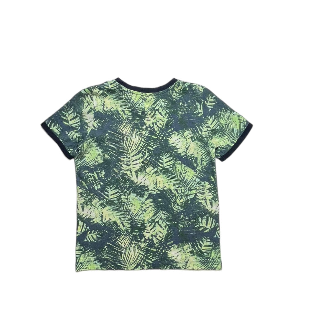 Tricou