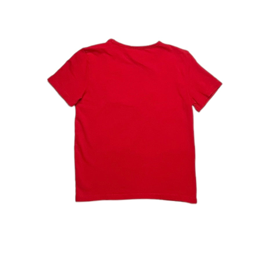 Tricou