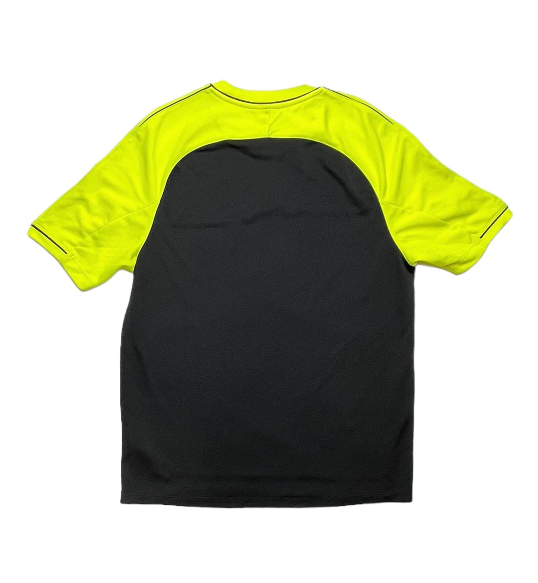 Tricou
