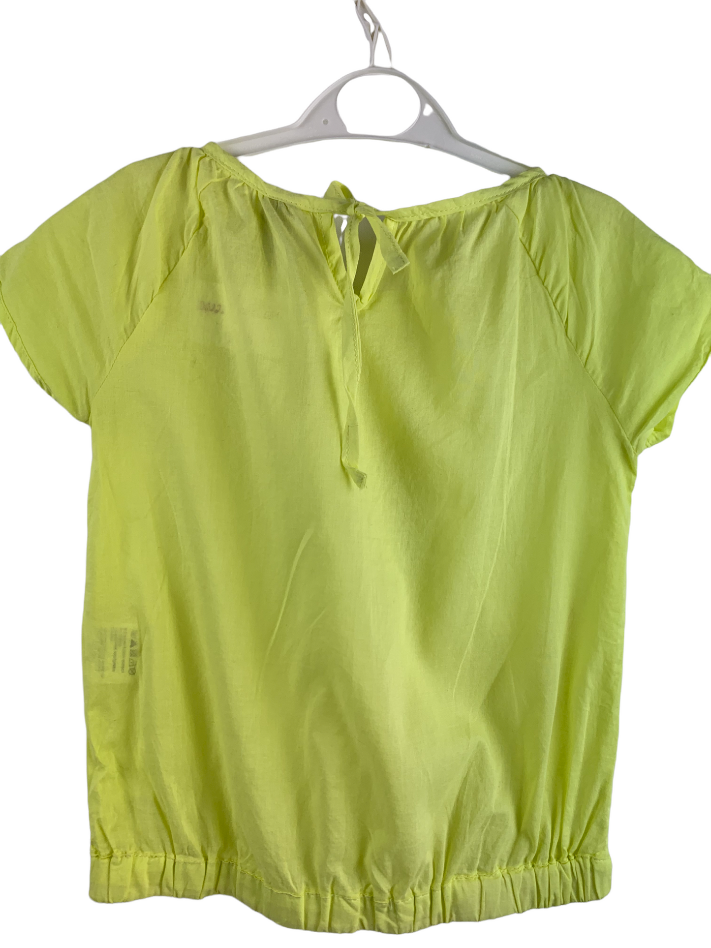 Tricou