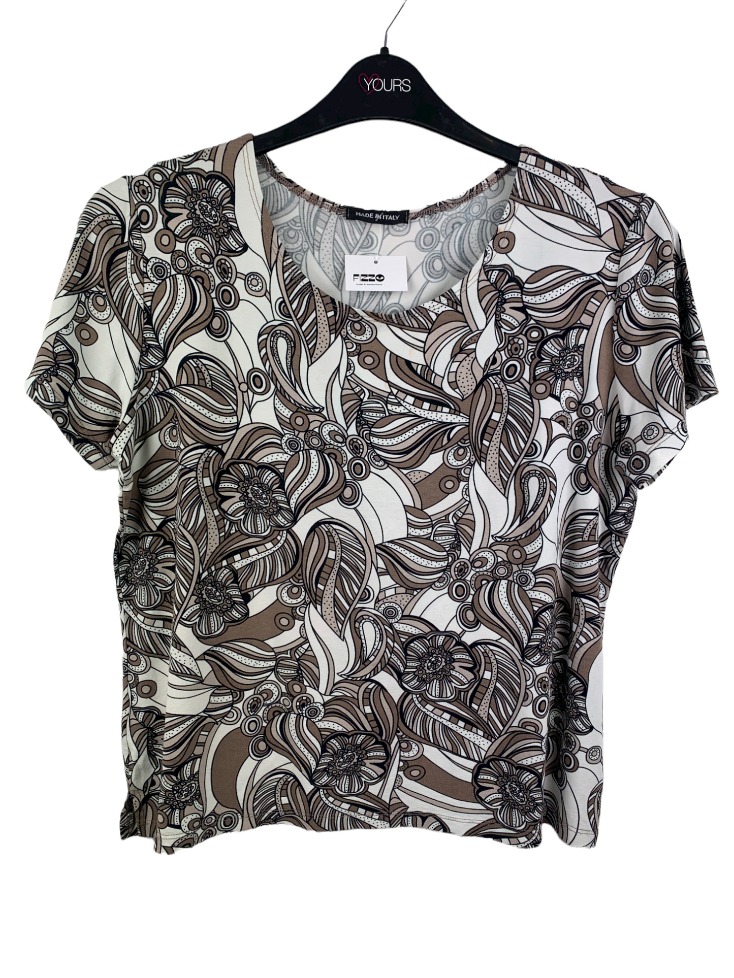Tricou
