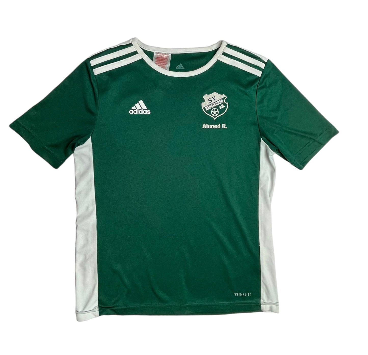 Tricou