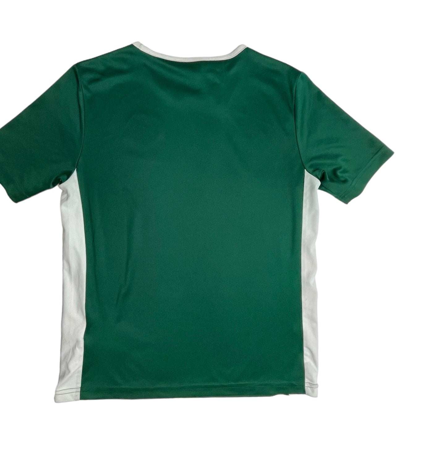 Tricou