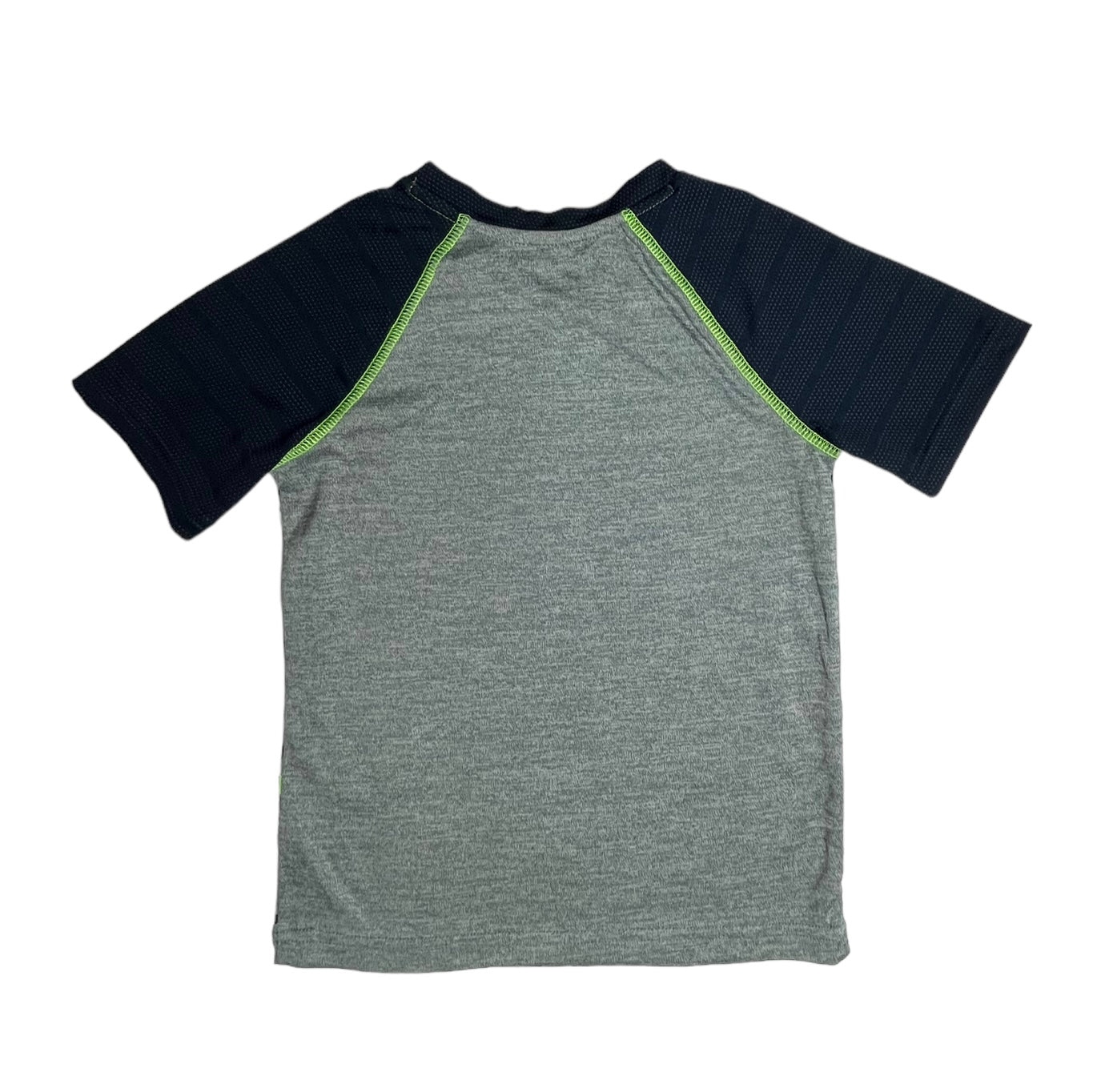Tricou