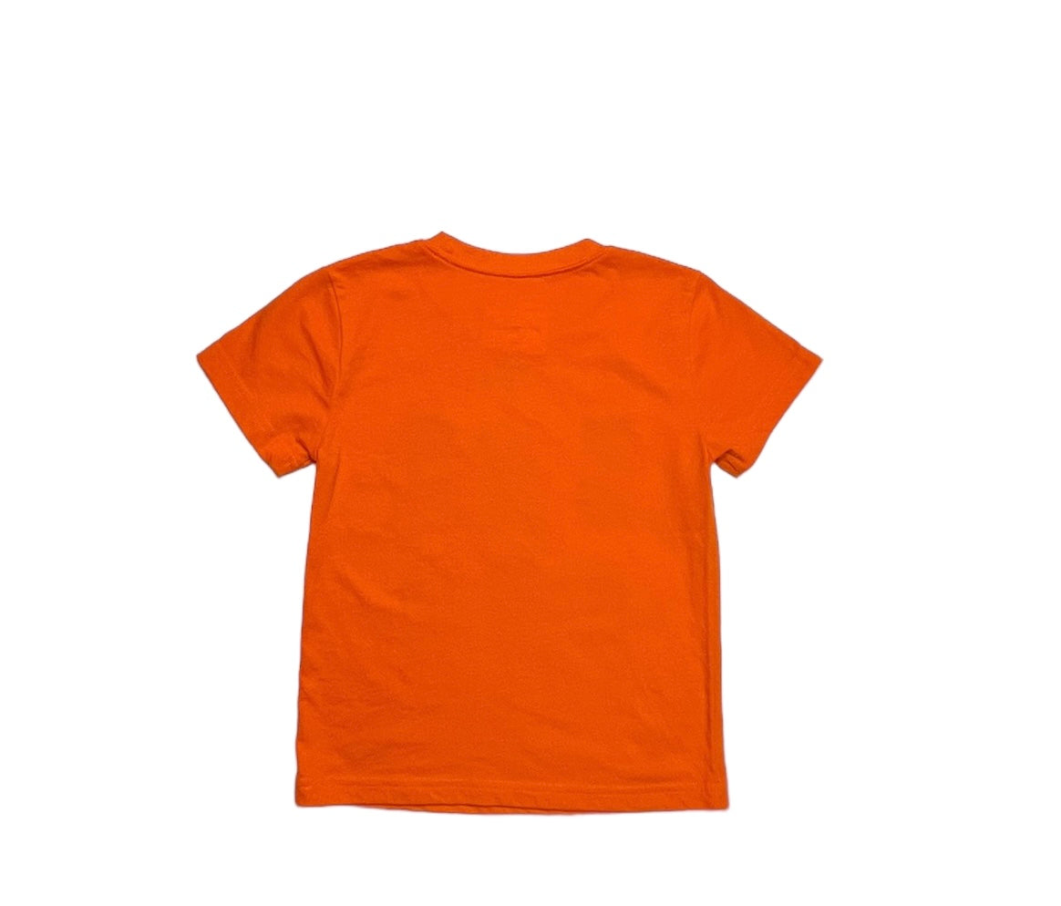 Tricou