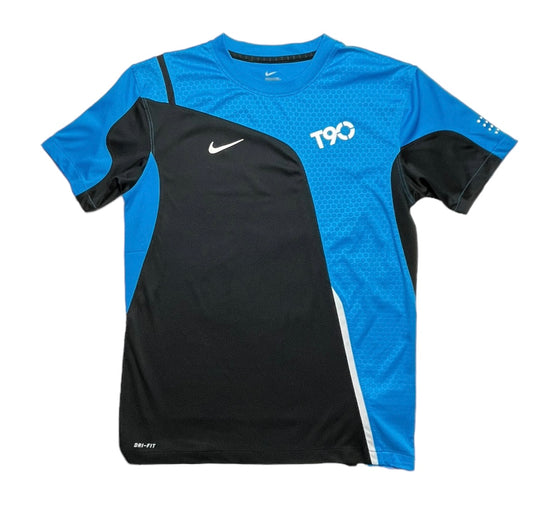 Tricou