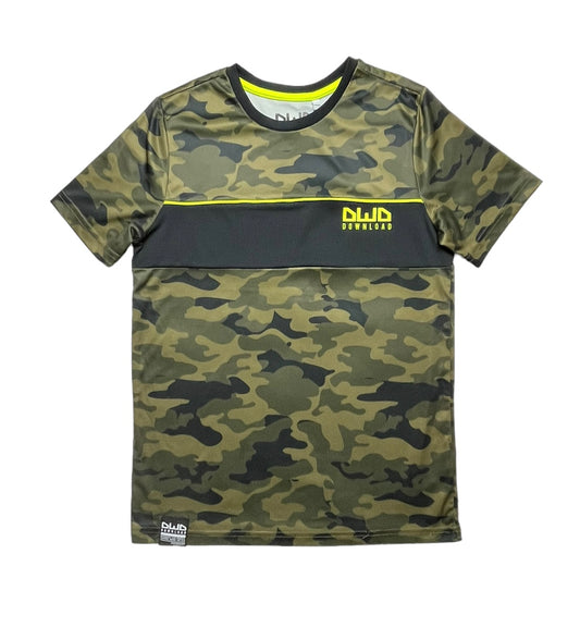 Tricou