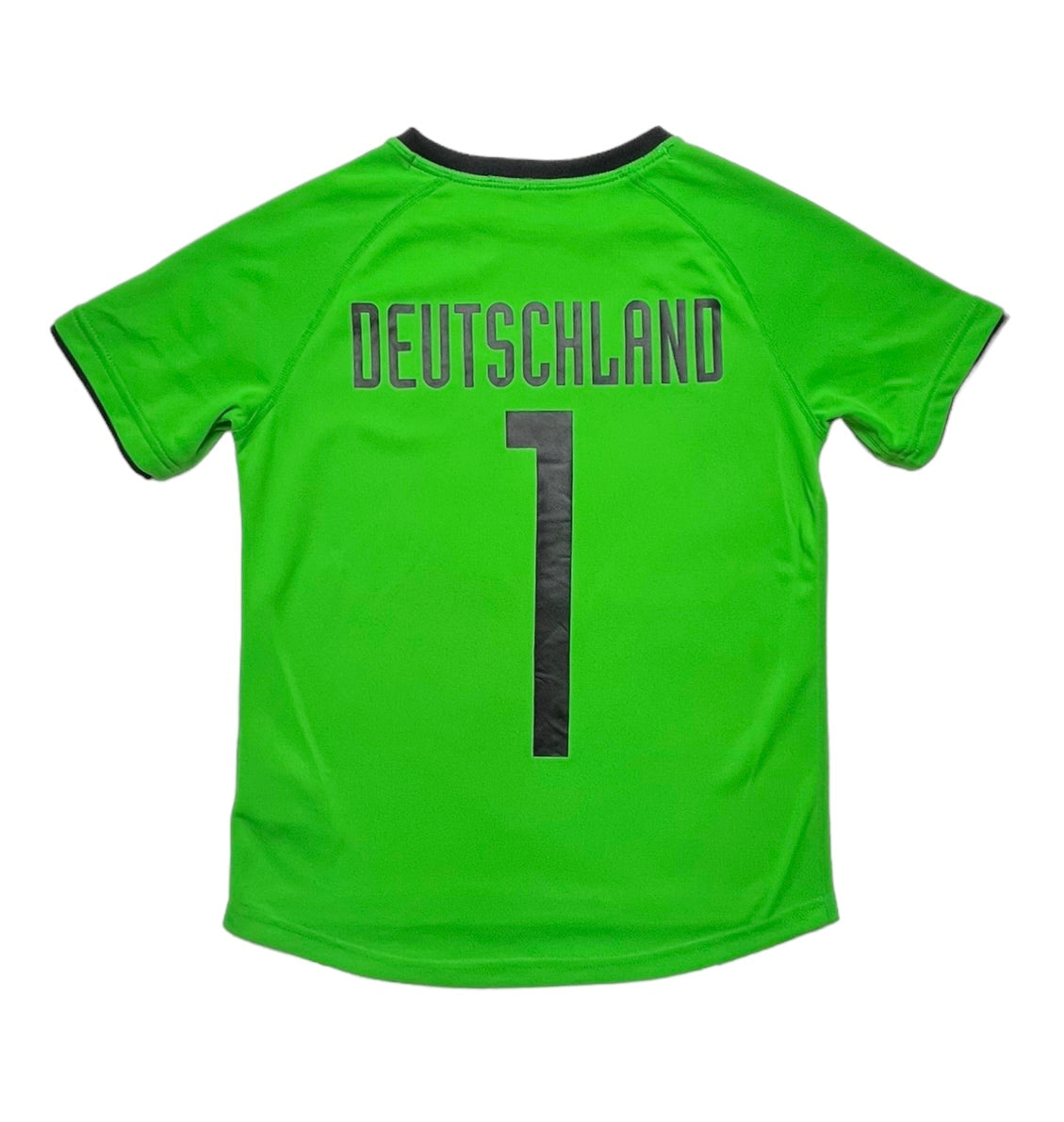 Tricou