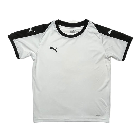 Tricou