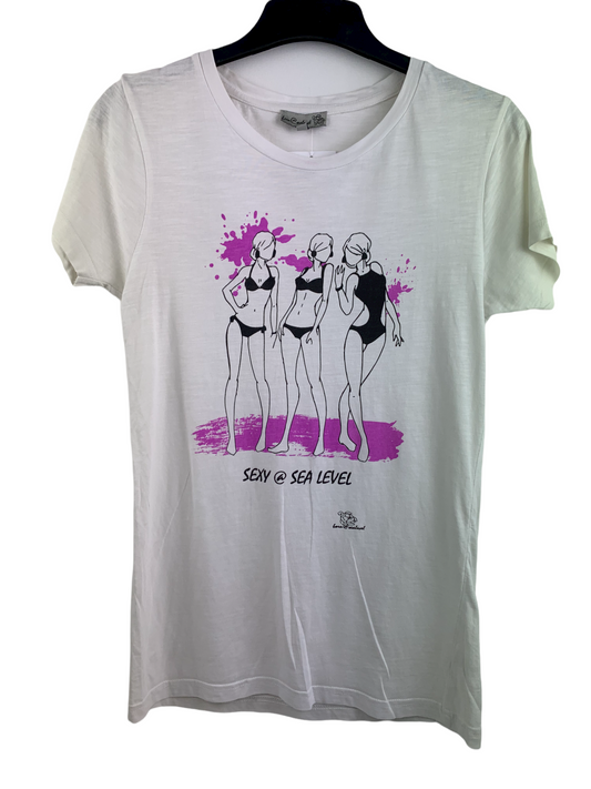 Tricou