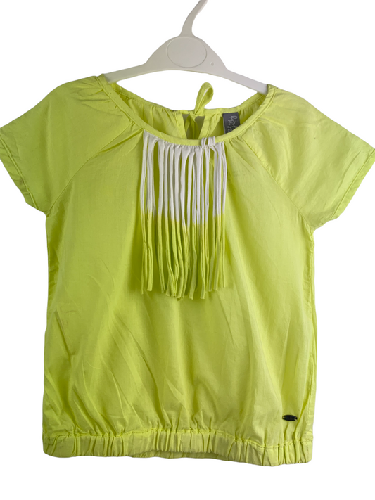 Tricou