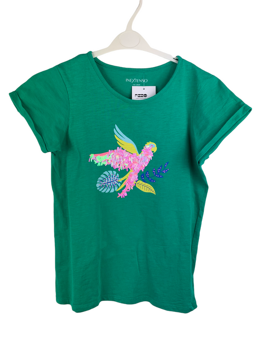 Tricou