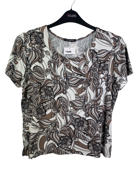 Tricou