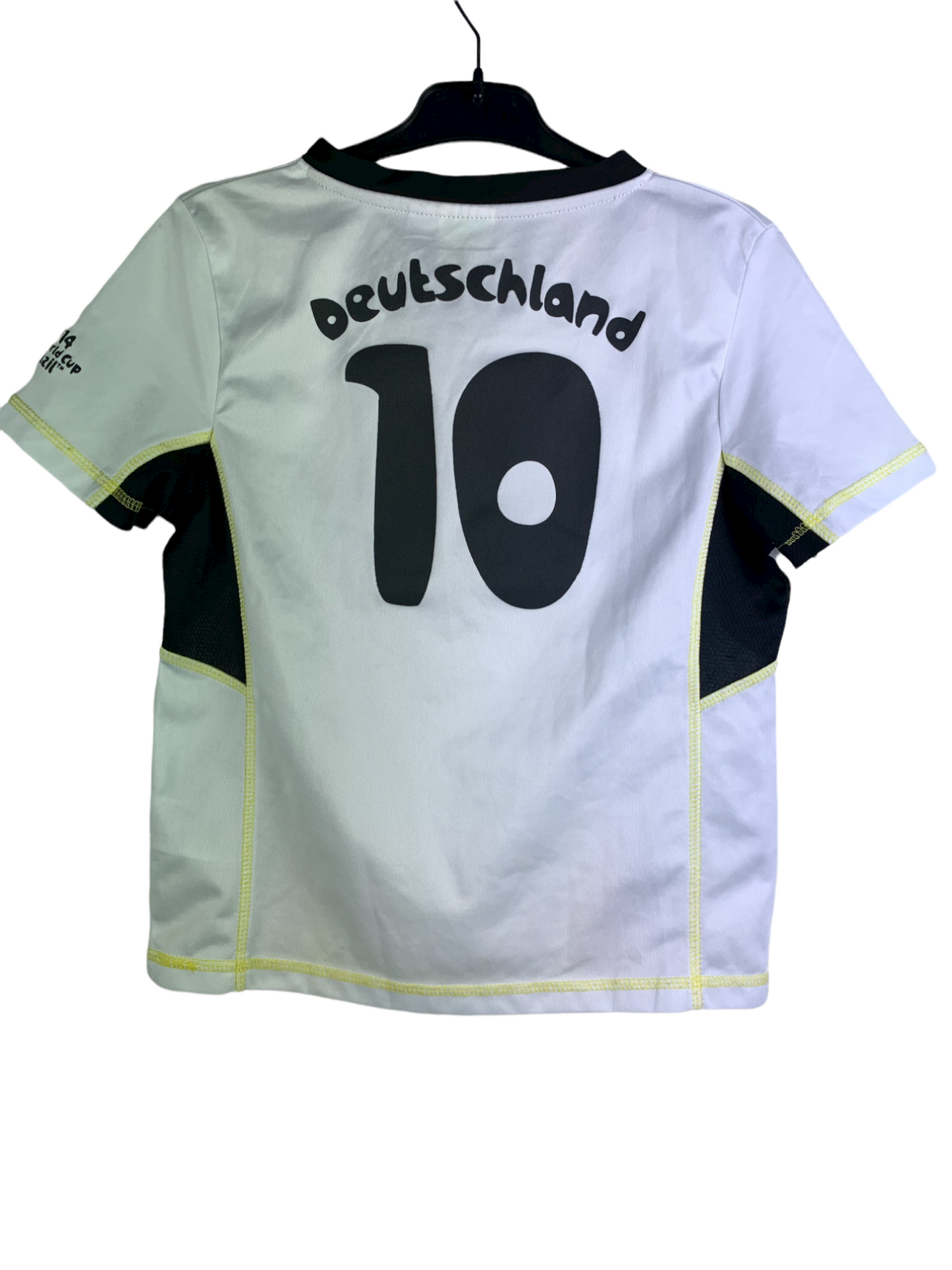 Tricou