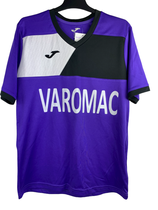 Tricou