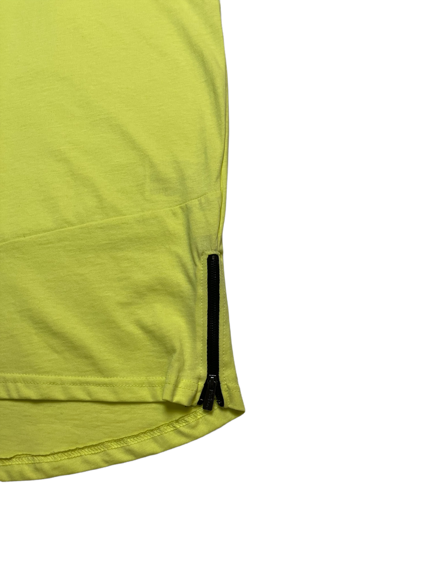 Tricou