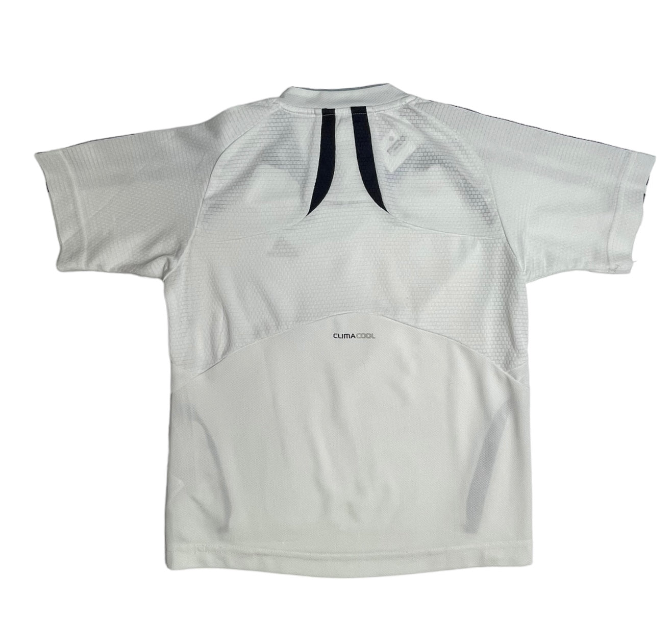 Tricou