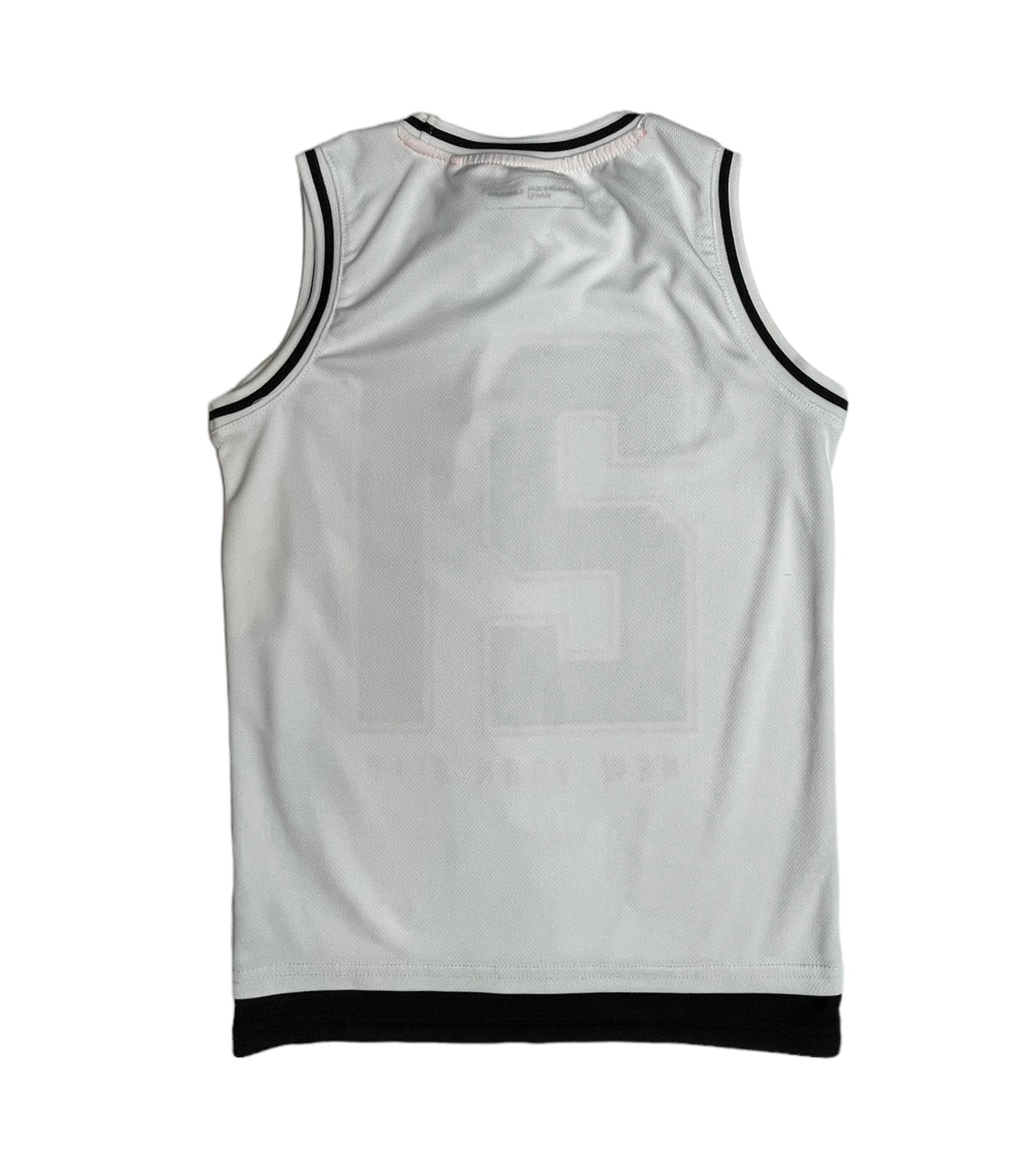 Tricou