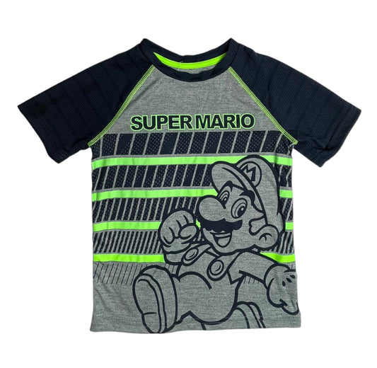 Tricou