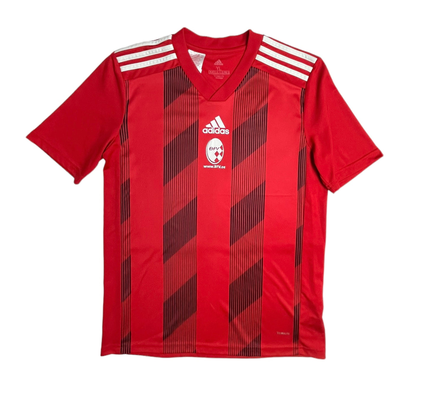 Tricou