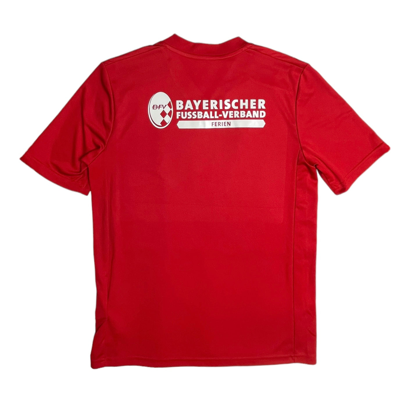 Tricou